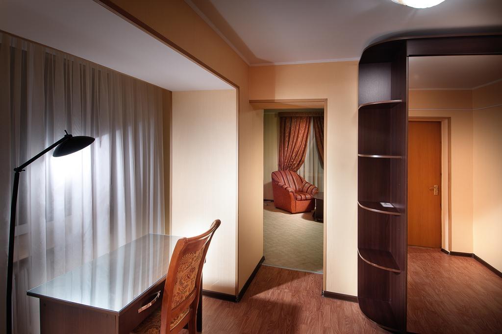 Hotel Edem Karagandy Rum bild