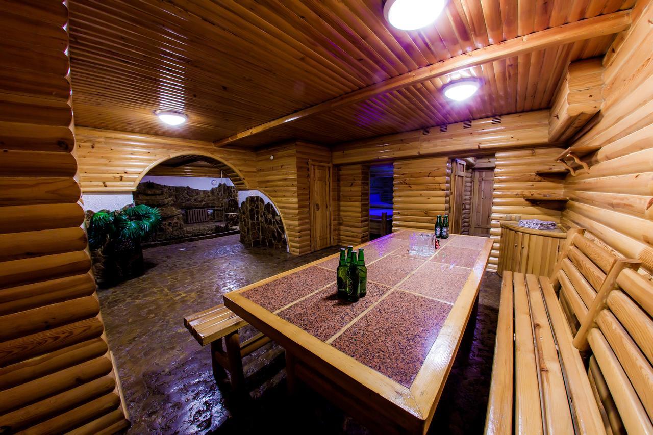 Hotel Edem Karagandy Exteriör bild
